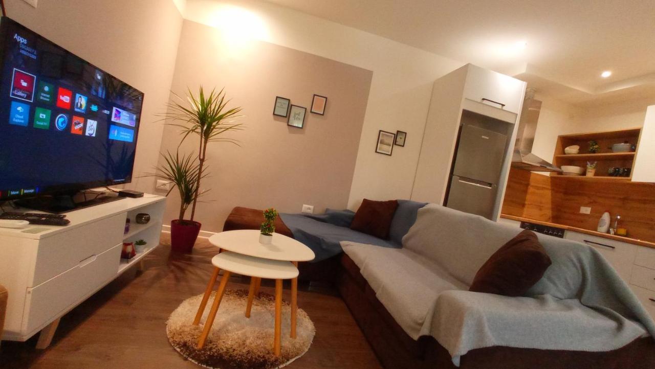 Tirana Apartment Garda エクステリア 写真